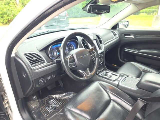 2019 Chrysler 300 Touring