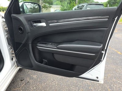 2019 Chrysler 300 Touring