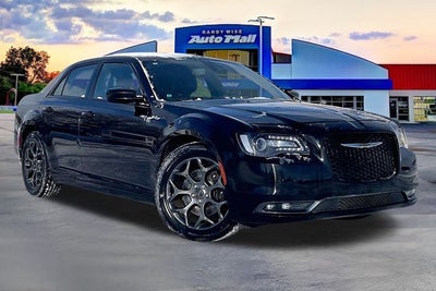 2017 Chrysler 300 S