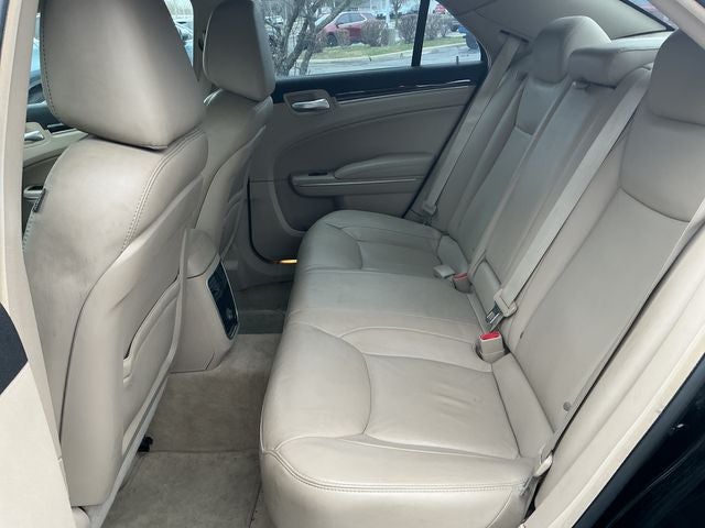 2012 Chrysler 300 Limited