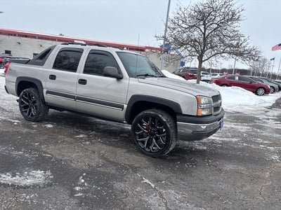 2004 Chevrolet Avalanche 1500 Base