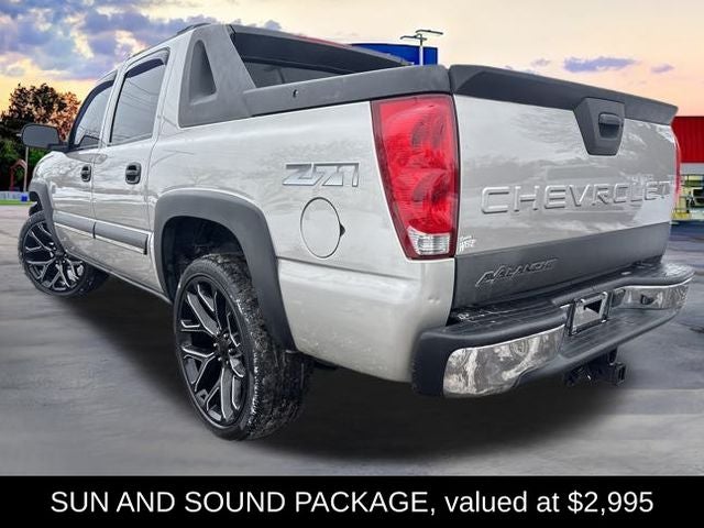 2004 Chevrolet Avalanche 1500 Base