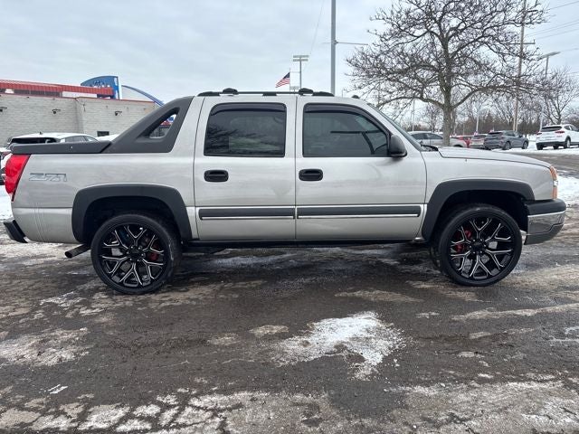 2004 Chevrolet Avalanche 1500 Base