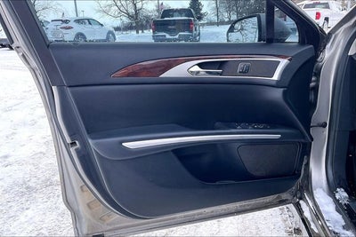 2016 Lincoln MKZ Base