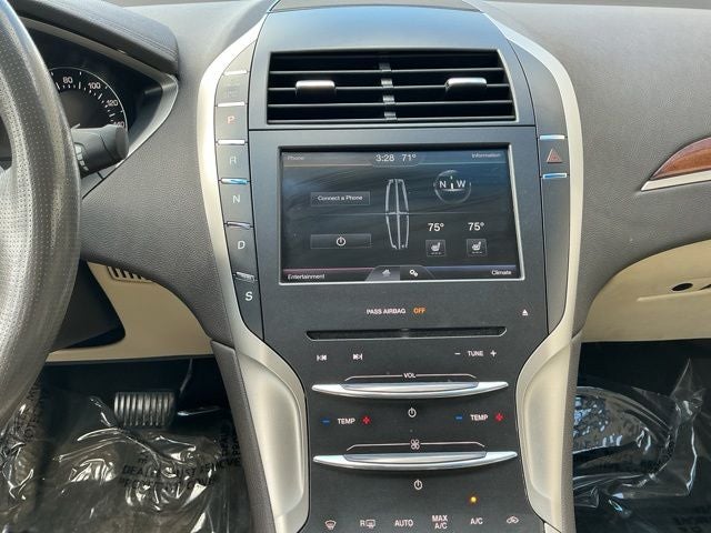 2014 Lincoln MKZ Base