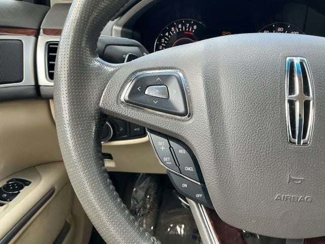 2014 Lincoln MKZ Base