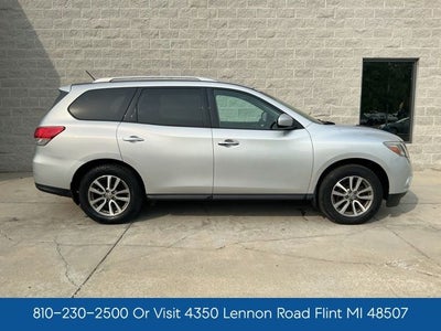 2014 Nissan Pathfinder SV