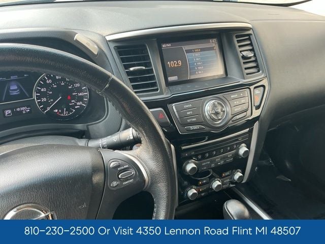 2014 Nissan Pathfinder SV