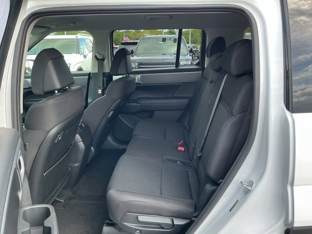2027 Hyundai Santa Fe SE FWD