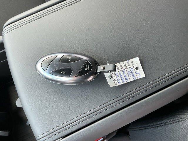 2027 Hyundai Santa Fe SE FWD