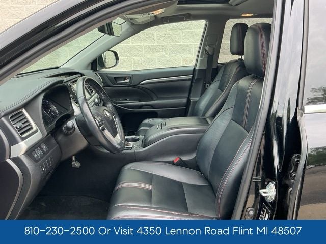 2019 Toyota Highlander SE
