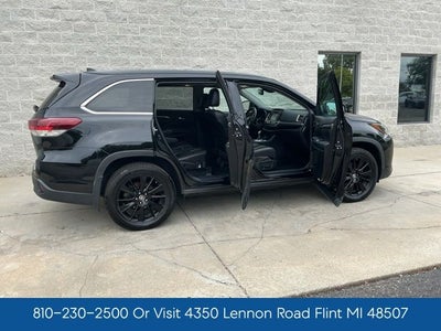 2019 Toyota Highlander SE