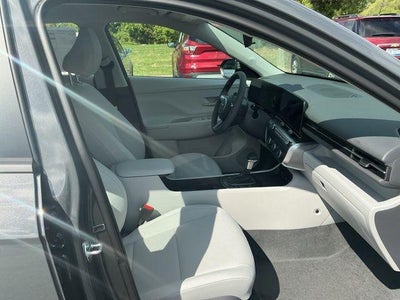 2027 Hyundai Kona SE AWD