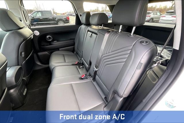 2026 Hyundai Palisade Hybrid SEL Premium 8P