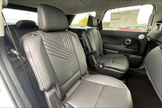 2026 Hyundai Palisade Hybrid SEL Premium 8P