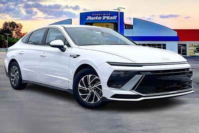 2026 Hyundai Sonata Hybrid Blue