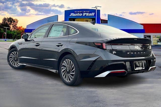 2026 Hyundai Sonata Hybrid Limited