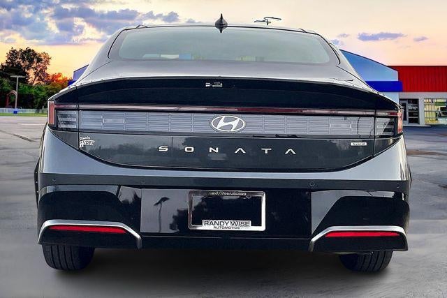 2026 Hyundai Sonata Hybrid Limited