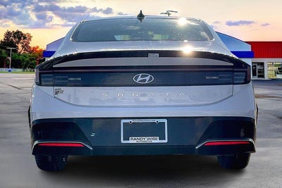 2026 Hyundai Sonata SEL Sport