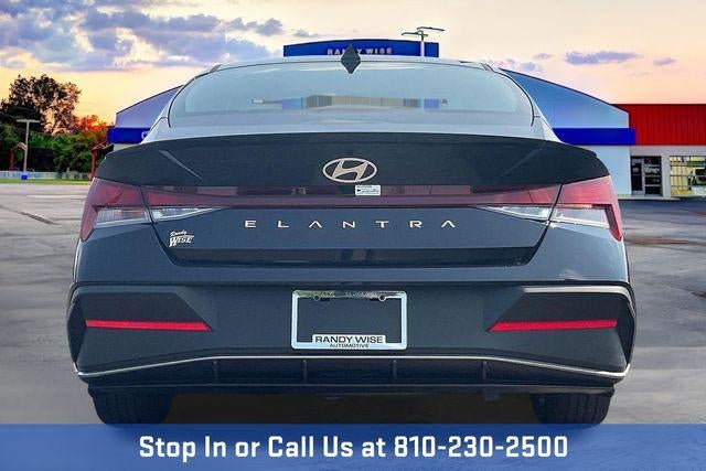 2025 Hyundai Elantra SEL Sport