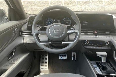 2025 Hyundai Elantra Hybrid SEL Sport