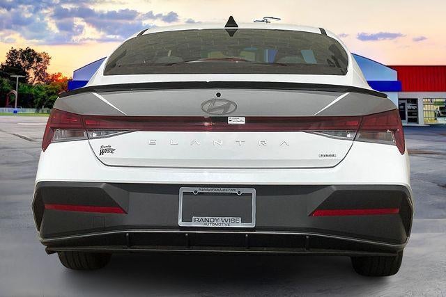 2025 Hyundai Elantra Hybrid SEL Sport