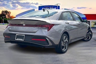 2025 Hyundai Elantra Hybrid SEL Sport