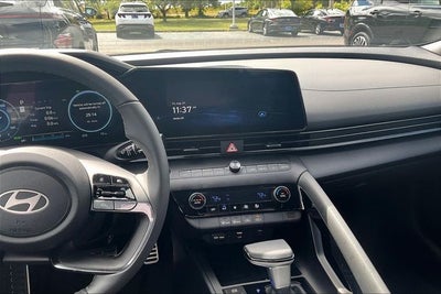 2025 Hyundai Elantra Hybrid SEL Sport