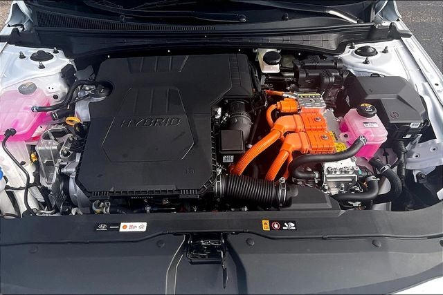 2025 Hyundai Elantra Hybrid SEL Sport