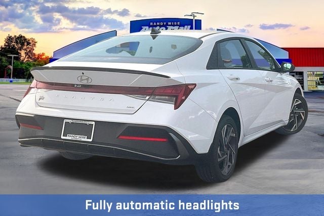 2025 Hyundai Elantra Hybrid SEL Sport