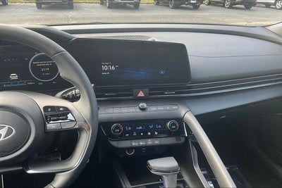 2025 Hyundai Elantra Hybrid SEL Sport