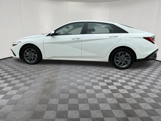 2024 Hyundai Elantra Hybrid Blue
