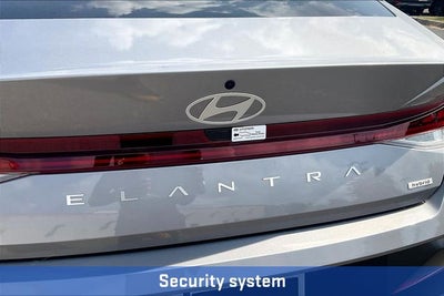 2025 Hyundai Elantra Hybrid Limited