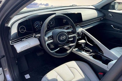 2025 Hyundai Elantra Hybrid Limited
