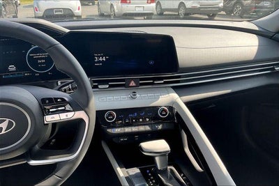 2025 Hyundai Elantra Hybrid Limited