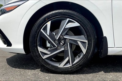 2025 Hyundai Elantra Hybrid Limited