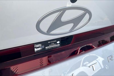 2025 Hyundai Elantra Hybrid Limited