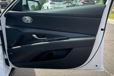 2025 Hyundai Elantra Hybrid Limited