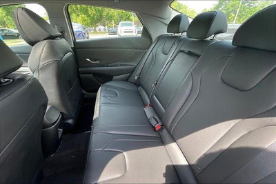 2025 Hyundai Elantra Hybrid Limited