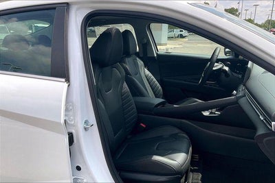 2025 Hyundai Elantra Hybrid Limited