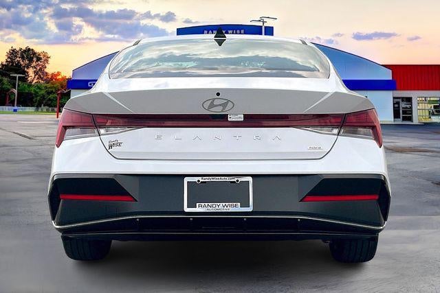 2025 Hyundai Elantra Hybrid Limited