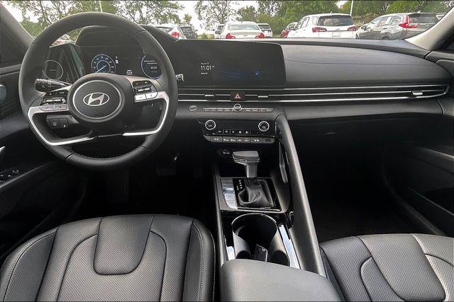 2025 Hyundai Elantra Hybrid Limited