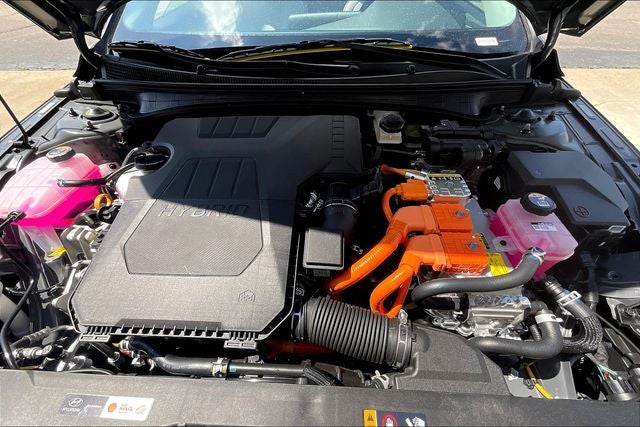 2025 Hyundai Elantra Hybrid Limited