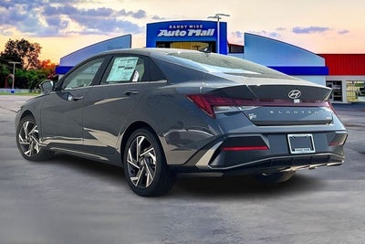 2025 Hyundai Elantra Hybrid Limited
