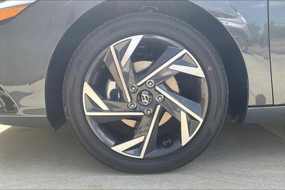 2025 Hyundai Elantra Hybrid Limited