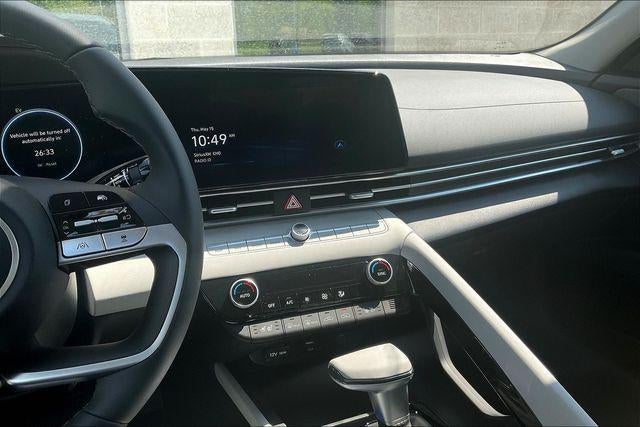 2025 Hyundai Elantra Hybrid Limited