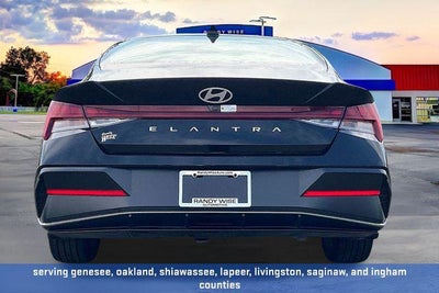 2025 Hyundai Elantra SEL Convenience