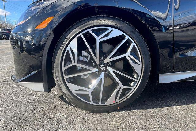 2025 Hyundai IONIQ 6 SEL