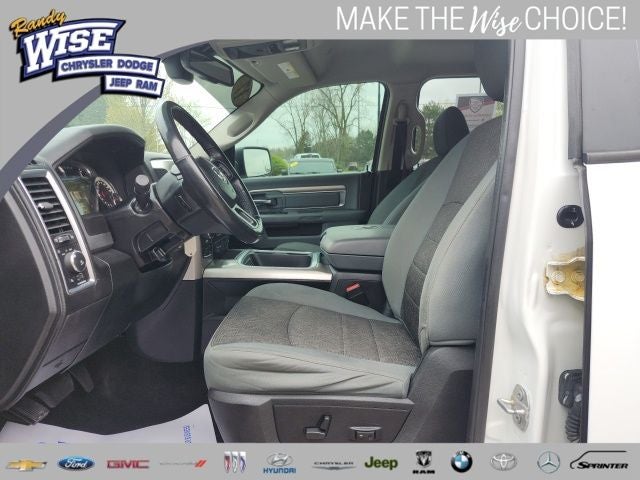 2017 RAM 1500 SLT