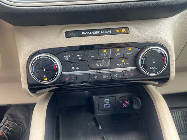 2022 Ford Escape Hybrid SEL